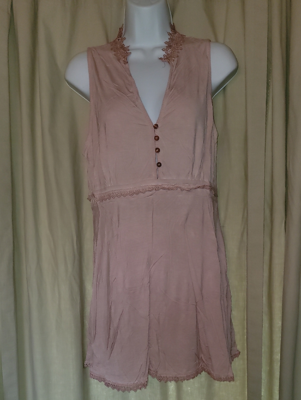 POL Blush Pink Peach Lace-Trim Sleeveless V-Neck Tunic